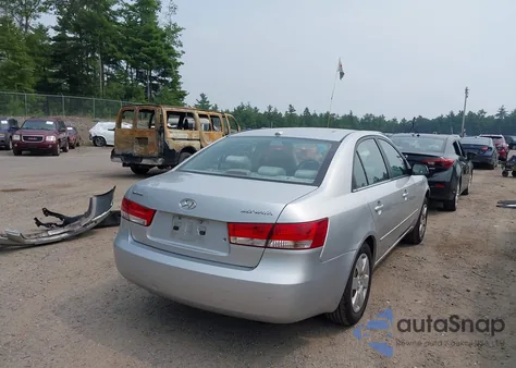 2008 Hyundai Sonata Gls z USA, uszkodzony, nr VIN 5NPET46C08H372734